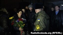 Зустріч бійця батальйону «Донбас» після шестимісячного полону «ДНР», Запоріжжя, 27 лютого 2015 року