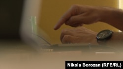 "დღეს გეტყვიან, რომ არ უნდა შეიგინო. ხვალ გეტყვიან, რომ ზოგადად ცუდი სიტყვა არ უნდა გამოიყენო, მერე გეტყვიან, რომ დასაბუთებული კრიტიკა თუ არ გაქვს, ხმა არ უნდა ამოიღო" 