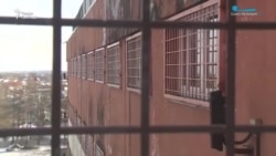 Не в тюрьме, но в заключении