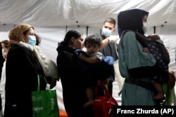 Në vitin 2021, Shqipëria mirëpriti mijëra afganë për të qëndruar deri në shqyrtimin e rasteve të tyre të zhvendosjes.