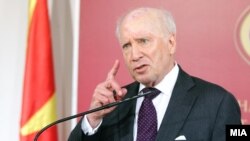 Посредникот во разговорите за спорот за името, амбасадорот Метју Нимиц