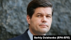 Помощник госсекретаря США по делам Европы и Евразии Уэсс Митчелл