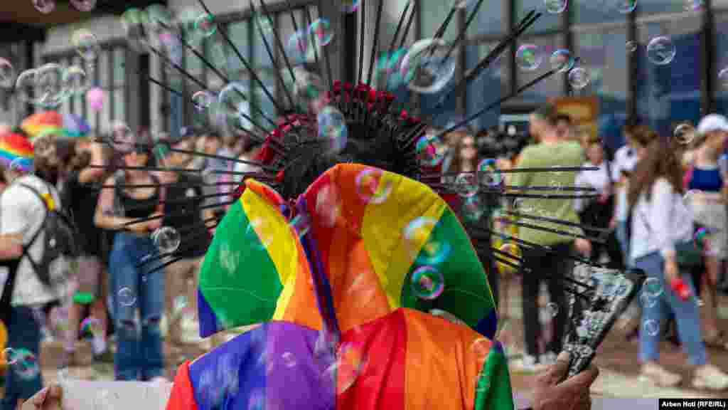Paradă Pride la Priștina pe 9 iunie. (Arben Hoti, RFE/RL)