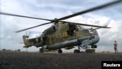 Helikopter i Rusisë në qytetin-port sirian Latakia