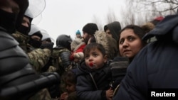 Migrantët e bllokuar në kufirin Bjellorusi-Poloni. Nëntor, 2021.