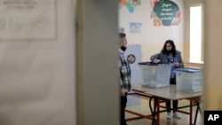 Balotazhi përmes fotove