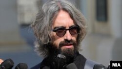 Претседателот на Левица, Димитар Апасиев.