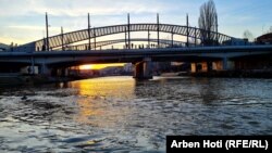 Ura mbi lumin Ibër.