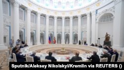 От Кремъл са си купували влияние на четири континента 