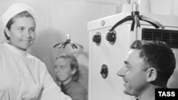 ფიზიოთერაპიული პროცედურები. სსრკ 1959 წ. 