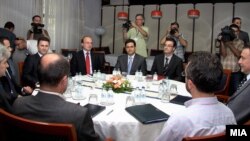 Лидерска средба, одржана во јули