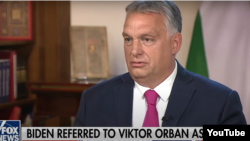 Orbán Viktor Tucker Carlson show-jában ad interjút 2021. augusztus 5-én