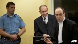 Zdravko Tolimir u haškoj sudnici, 12. decembar 2012.