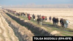 Migranti u blizini tursko-grčke granice, mart 2020.