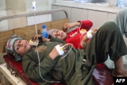 Жалолободда ҳалокатли зилзиладан бир кун ўтиб, 1 сентябрь куни жароҳат олган афғон болалари шифохонада даволанмоқда