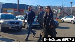 Fikret Hodžić (prvi sa lijeve strane) dolazi u Sud BiH, Sarajevo, 25. februar 2025. 