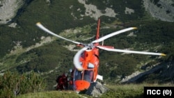 Последният медицински хеликоптер в България по време на акция на ПСС за спасяване на пострадал в планината през 2019 г. 