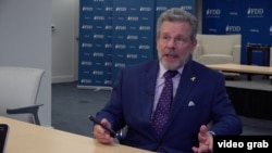 Клиффорд Мей