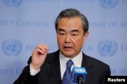 Wang Ji prije sastanka Savjeta bezbjednosti u Njujorku 28. aprila 2017