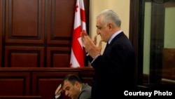 2 აპრლს, მამუკა ხაზარაძეს 50 000-ლარიანი გირაო შეუფარდეს