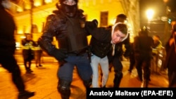 Shtypja e protestave në Rusi pas dënimit të Navalnyt