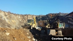 Potraga za posmrtnim ostacima u Raškoj traje već godinama (na fotografiji potraga i iskopavanja 2013. godine)