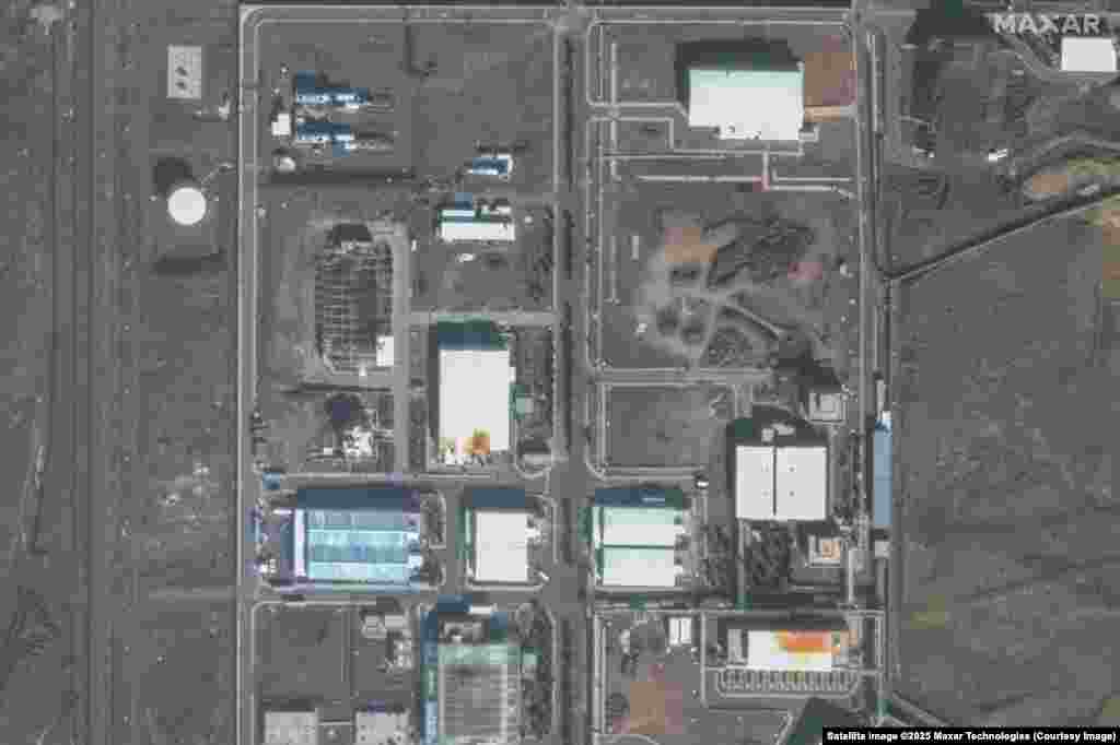 In these satellite images captured by Maxar Technologies, the Natanz nuclear enrichment facility is visible. Image on the left is from January 24, 2025. Image on the right is from June 14, 2025.