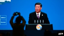 Президентът на Китай Си Цзинпин по време на форума в Пекин.