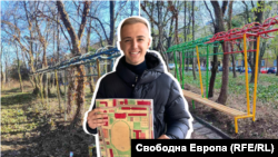 Колаж със снимка на студента Андрей Димитров, който държи старите чертежи на парка, на фона на кадри преди и след една от доброволческите акции за почистване на мястото