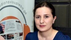 გამომძილებელ ჟურნალისტთა გაერთიანება „აიფაქტის“ ჟურნალისტი ნინო ბაქრაძე