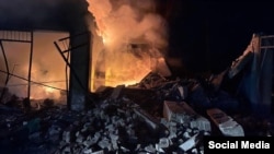 U Krivom Rogu, u Dnipropetrovskoj oblasti, ruske snage napale su 23. februara civilnu infrastrukturu. Jedna osoba je poginula, a pet povređeno. 