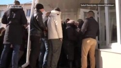 Îmbulzeală și transport organizat la secțiile de votare pentru Transnistria