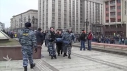 Hapšenja demonstranata u Moskvi