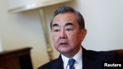 Visoki kineski diplomata Vang Ji je tokom turneje po Evropi prošle nedelje slao poruku da Kina poziva na razgovore o okončanju rata, Budimpešta, 20. februar 2023.