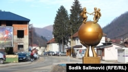 Centralna izborna komisija (CIK) Bosne i Hercegovine (BiH) u utorak 2. februara  saopštila je da će lokalni izbori u Srebrenici i Doboju biti ponovljeni 21.februara. (Foto: Srebrenica februara 2020.)