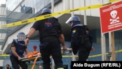 Pomoć Vijeća ministara BiH za deminiranje je simbolična; foto: pokazna vježba u Sarajevu