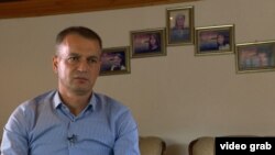 Bekim Gashi, i mbijetuar i masakrës në fshatin Tërnje të Suharekës.