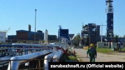 Ruski vlasnik Rafinerije nafte u Brodu, na sjeveru BiH, u zvaničnim statistika je predstavljan kao strani investitor. Međutim, do kraja 2024. godine, ova kompanija je akumulirala skoro 884 miliona maraka gubitaka, što premašuje ukupne investicije Rusije u BiH. 