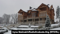 Vila Mejihiria a lui Ianukovici, iarna.