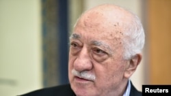 Kleriku fetar, Fethullah Gulen
