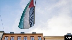 Прапор Палестини на будівлі палестинського представництва в Стокгольмі, Швеція, 30 жовтня 2014 року