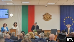 Общинските съветници от Пазарджик и кмета на града Петър Куленски от ПП-ДБ