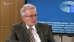 Gahler, către Plahotniuc: „Nu poți flutura steagul european în timp ce te porți ca un stalinist”