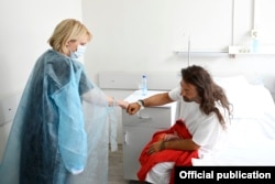 7 ივლისს იგი საავადმყოფოში ეკონომიკის მინისტრმა, ნათია თურნავამ მოინახულა