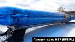 По неофициална информация основен обект на действията им е собственикът на „Винпром Карнобат“ Миню Стайков.