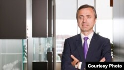 Ionuț Simion, este președintele AmCham și country managing partner al companiei de consultanță PwC România