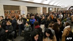 Граѓаните на Киев повторно побараа засолниште во градското метро, ​​25 март 2024 година