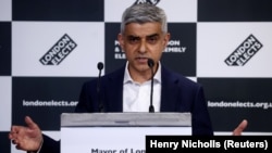 Primarul Londrei, Sadiq Khan, a făcut apel la conducerile administrative ale orașului pentru a gestiona alerta de vreme rece.