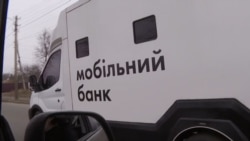 Mobil bank helyettesíti a bankfiókokat és ATM-eket az ukrán frontvonalnál 