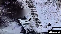 კურსკში დაღუპული ჯარისკაცების გვამები. რადიო თავისუფლების პროექტი "სქემები" ამტკიცებს, რომ მათ შორის ჩრდილოეთ კორეელი სამხედროებიც უნდა იყვნენ. დეკემბერი, 2024.
